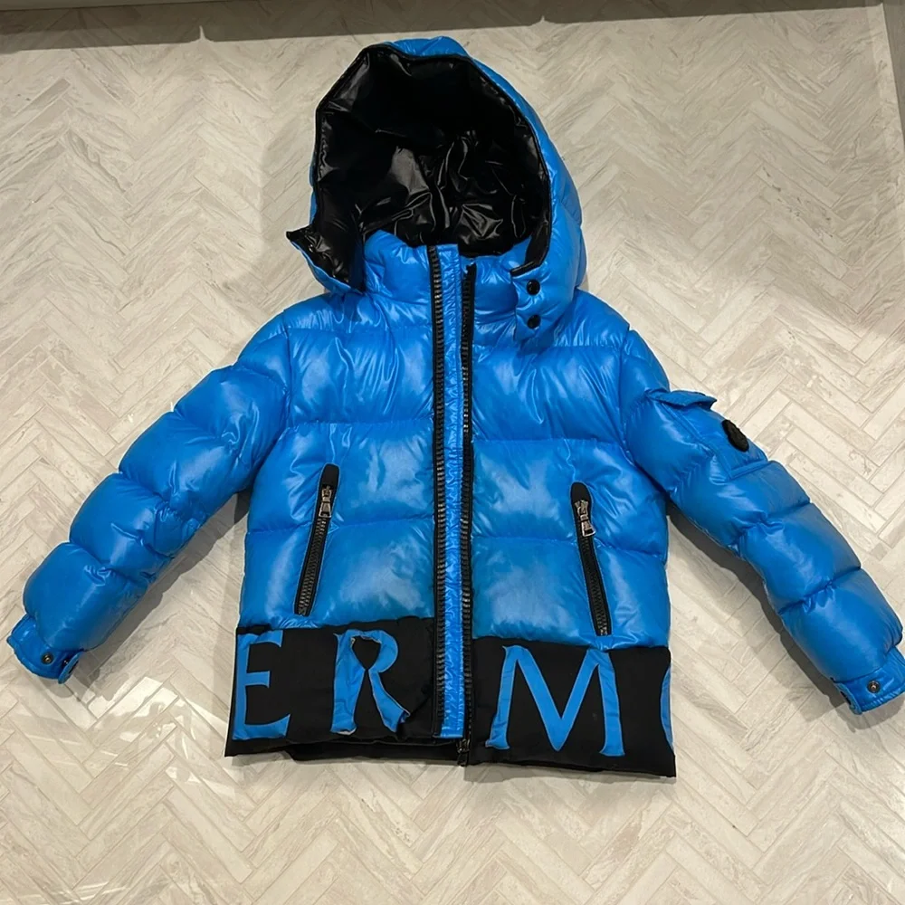 Moncler Blue Boys Puffer Jacket with hood, size 6